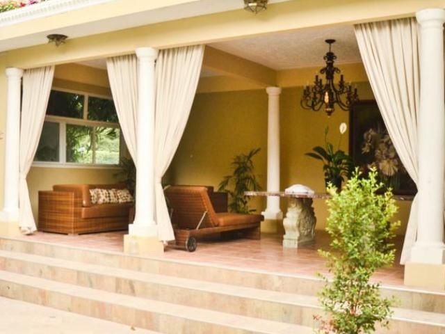 Eden Gardens Wellness Resort & Spa Kingston Exterior foto